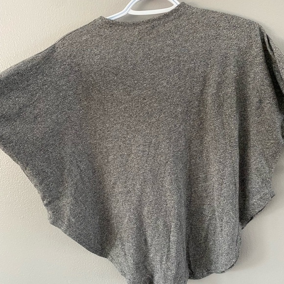 Bench | soft grey flowy  tshirt XS - Picture 6 of 8